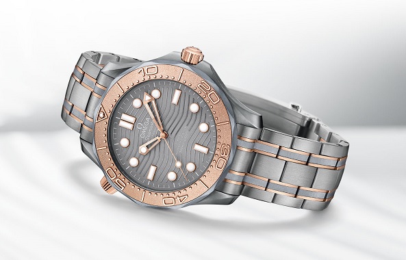 Omega lanza una edición limitada del Seamaster Diver 300 m Titanium Tantalum, un reloj de buceo actual.