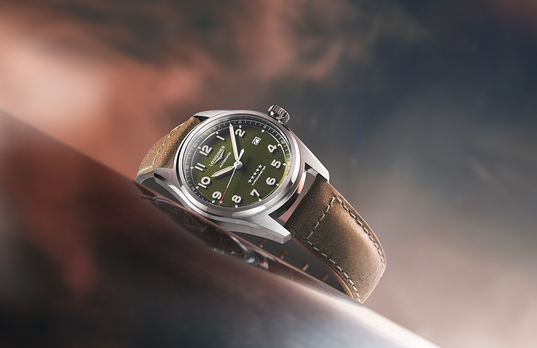 Longines Spirit se renueva en verde