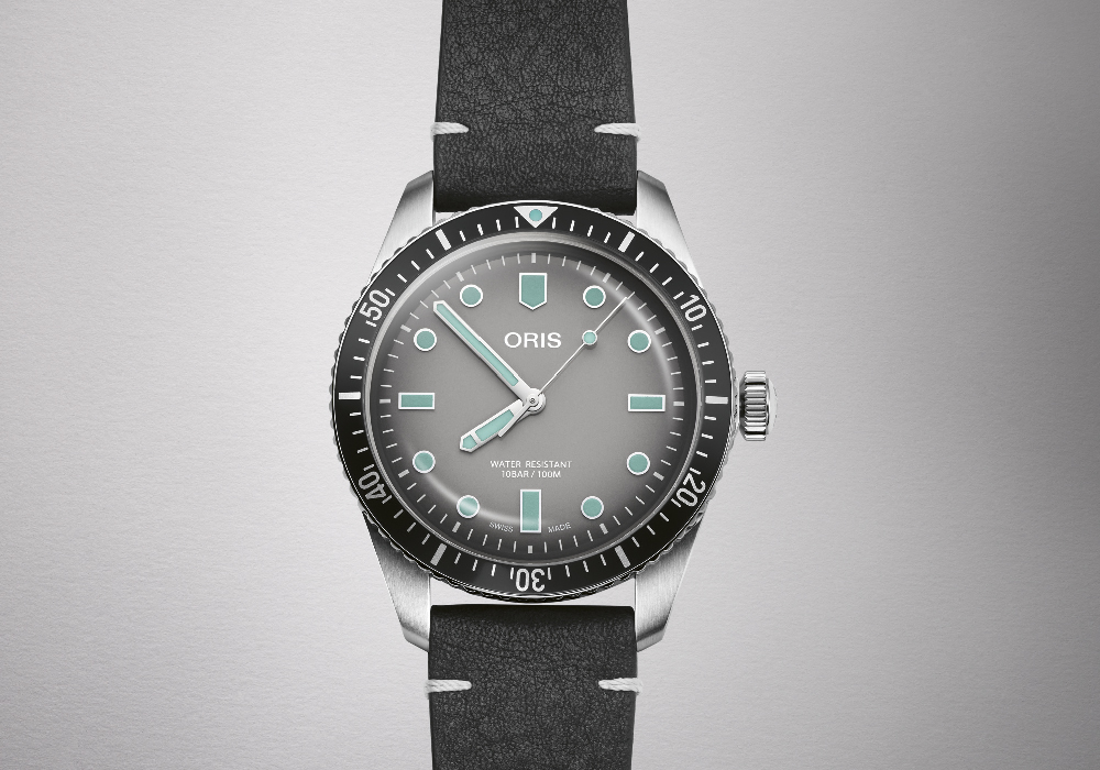 Oris presenta el Divers Sixty-Five Glow