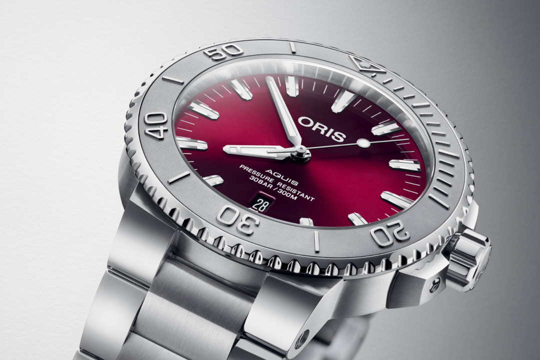 Un Oris con 43.5 mm de cereza