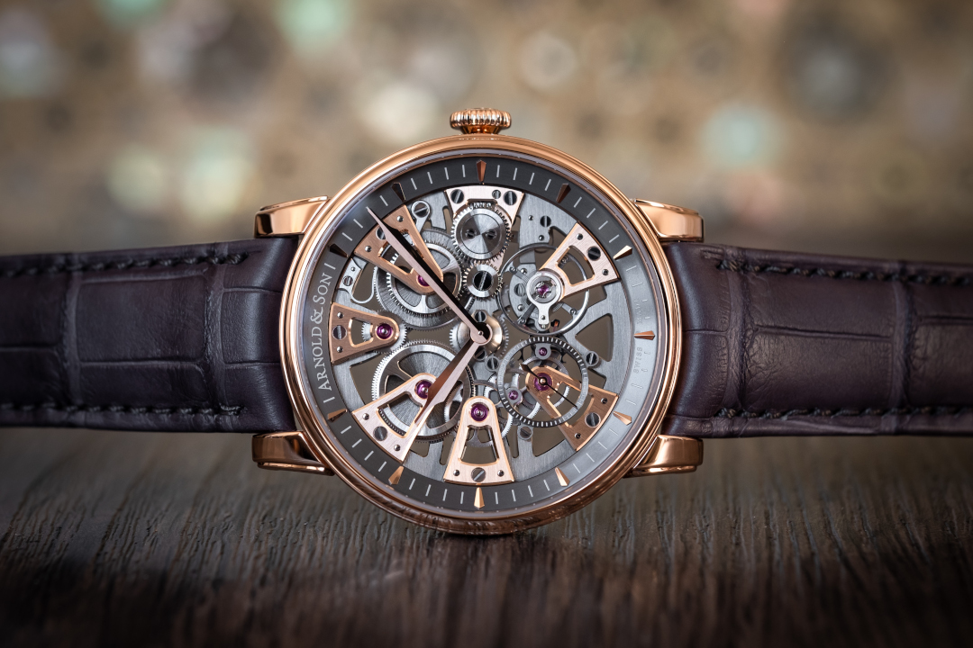 Arnold & Son gira en una nueva órbita